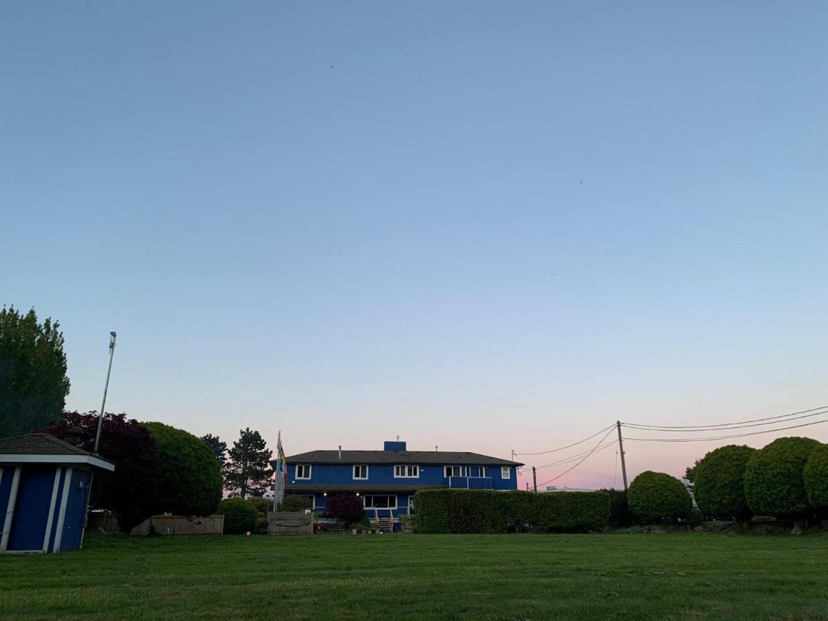 Metchosin Beach House Виктория Экстерьер фото