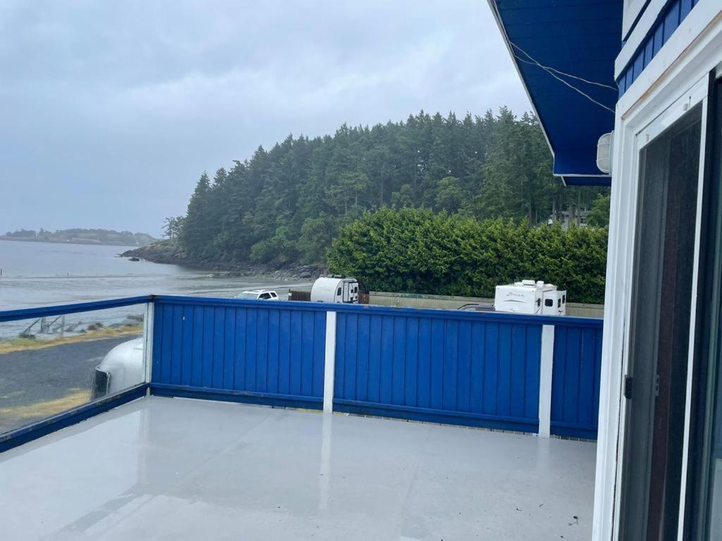 Metchosin Beach House Виктория Экстерьер фото